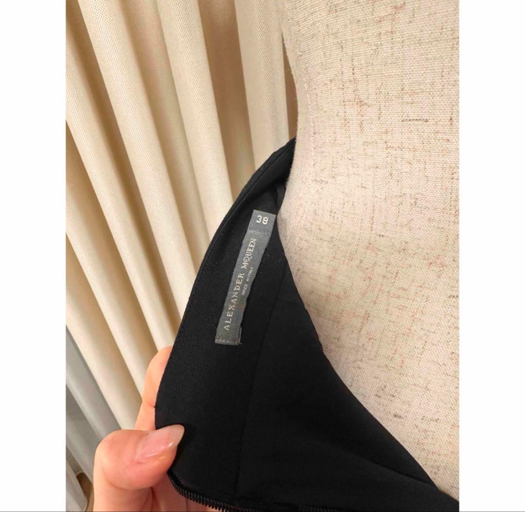 アレキサンダーマックイーン☆フロントボタン　フレアスカート ブラック