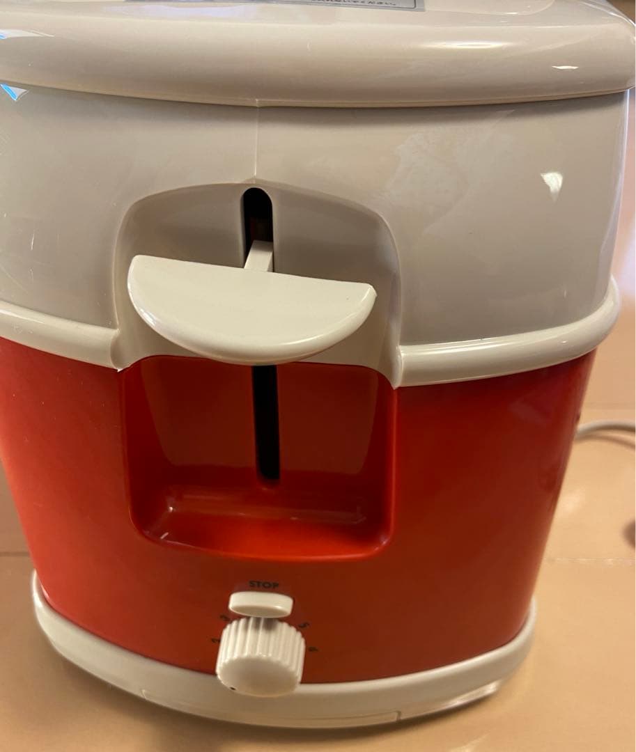 （非売品）（未使用）フォルクスワーゲン　トースター　レッド