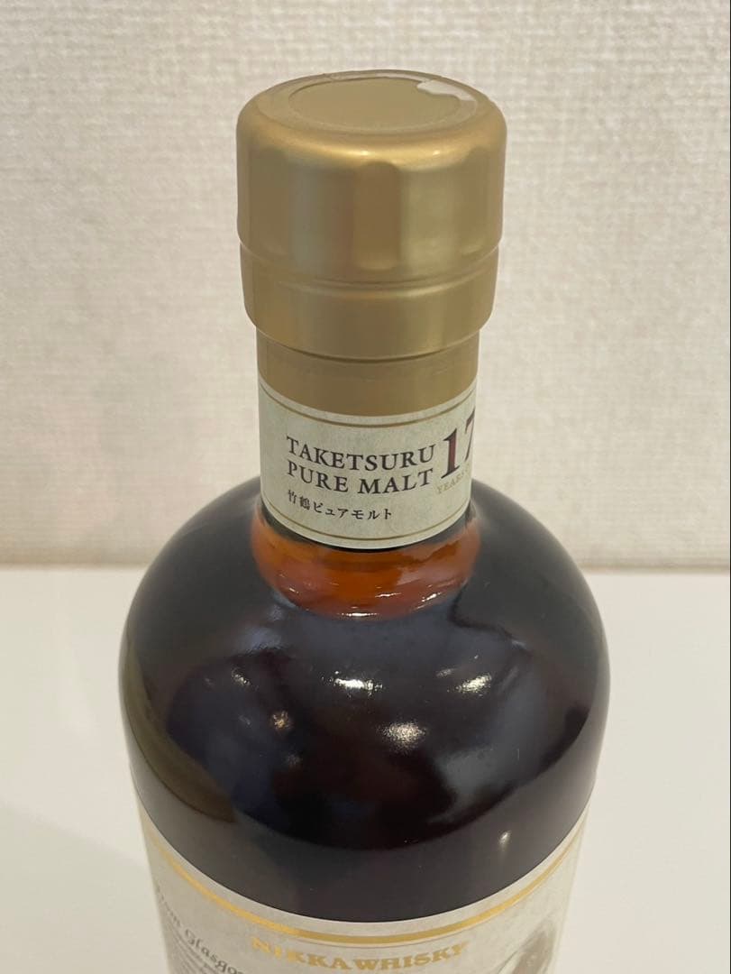 ニッカウイスキー 竹鶴 17年 ピュアモルト700ml 43%箱付き　K952
