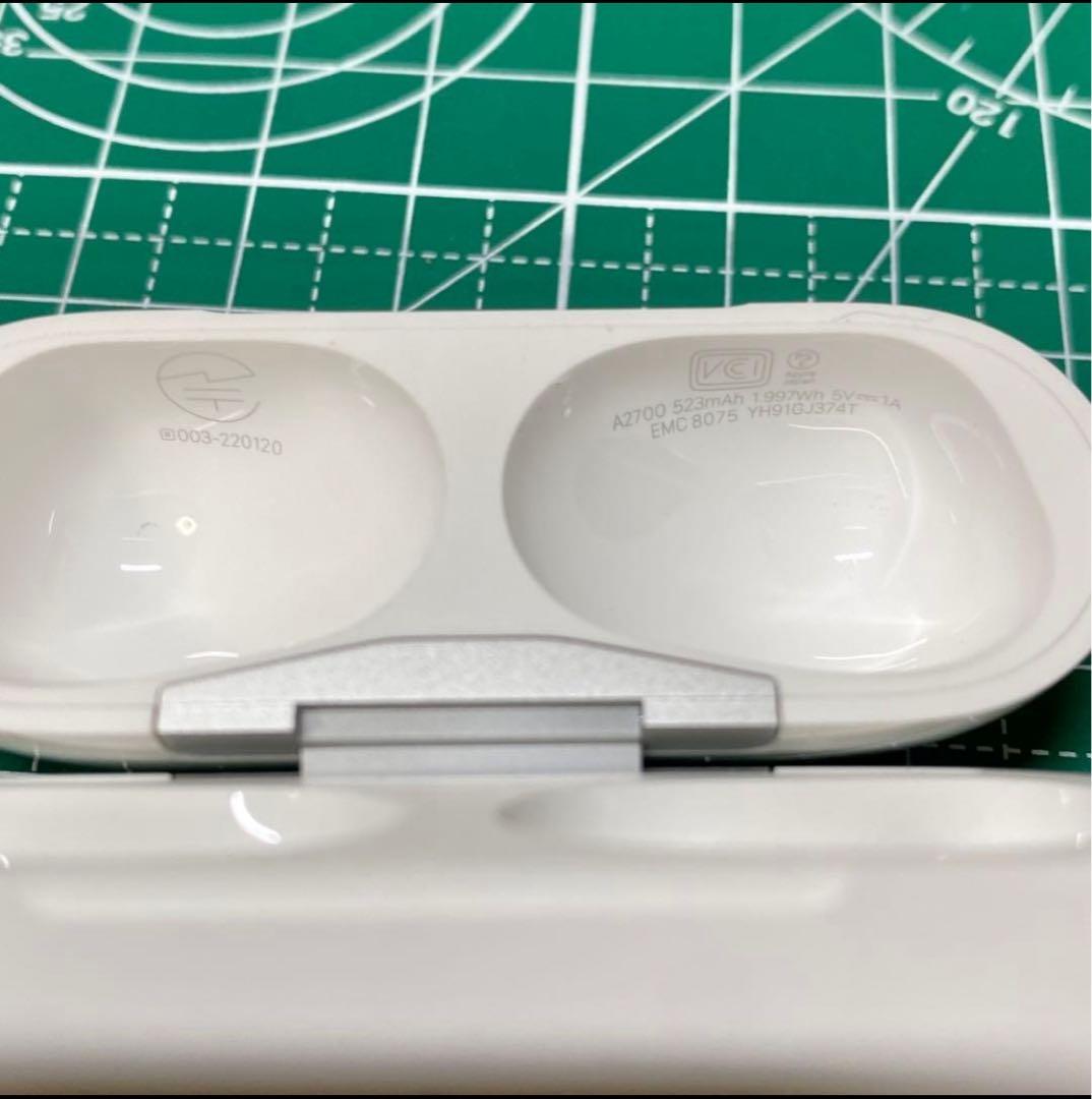 AirPods pro 第二世代　エアーポッズ第2世代充電ケースのみ