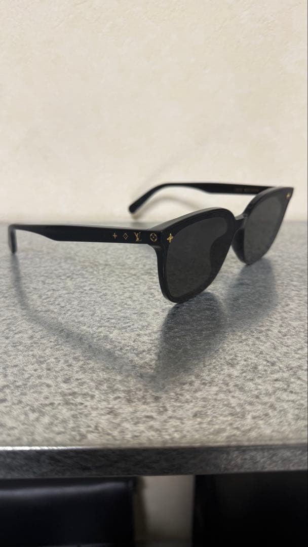 値下げ可　LOUIS VUITTON サングラス
