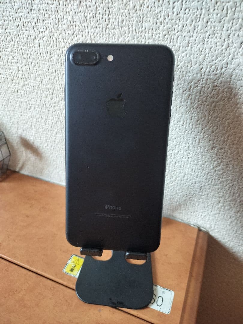 iPhone 7 Plus 128GB バッテリー100% simフリー