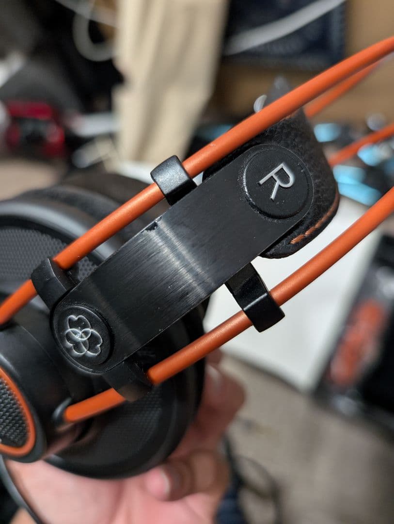 箱あり。AKG K712 動作品