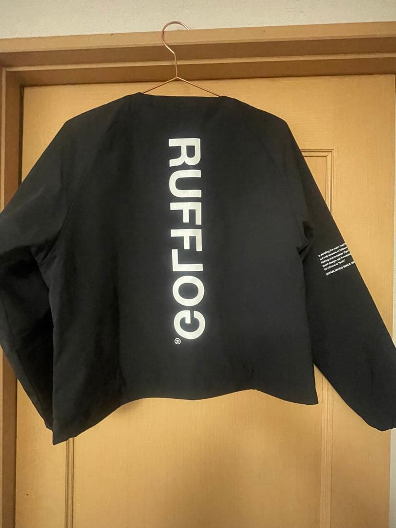 ラフログ　RUFFLOGノーカラージャケット ブラック　レディース　ゴルフウェア
