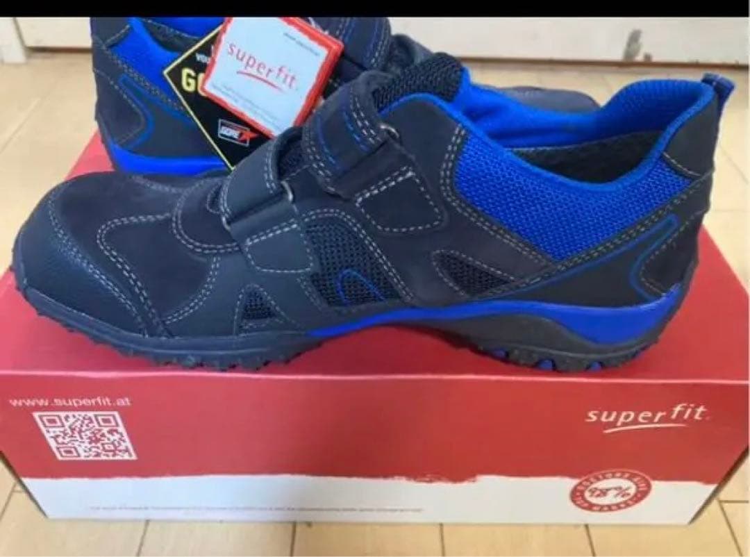 新品　タグ付き　スーパーフィット　ゴアテックス 39 足育