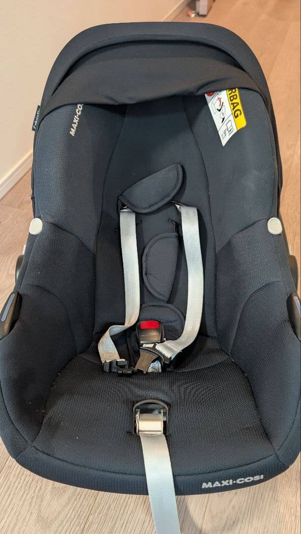 //くるみ//マキシコシMaxiCosi CabrioFix i-SIZR