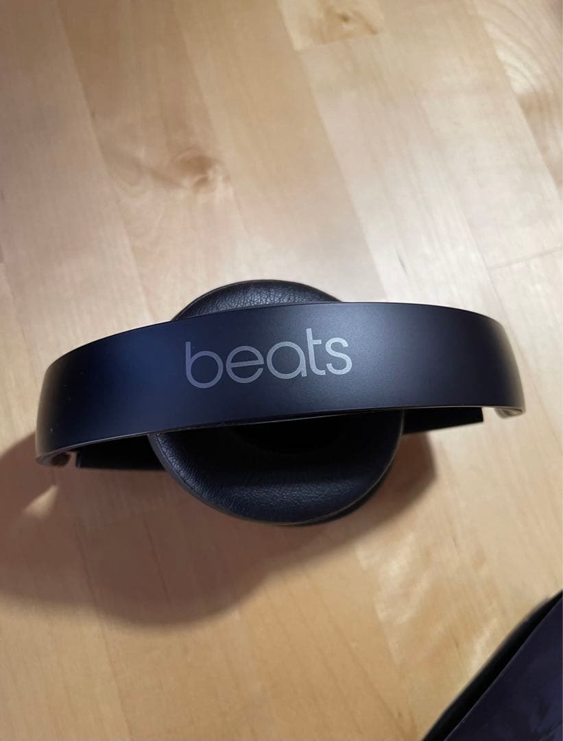 Beats Solo3 Wireless マットブラック　②