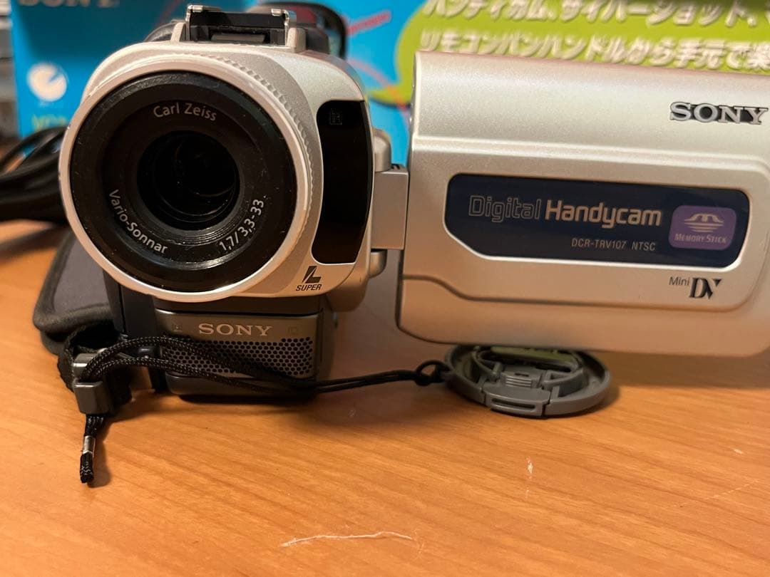SONY miniDV HANDYCAM DCR-TRV107K 三脚スタンド