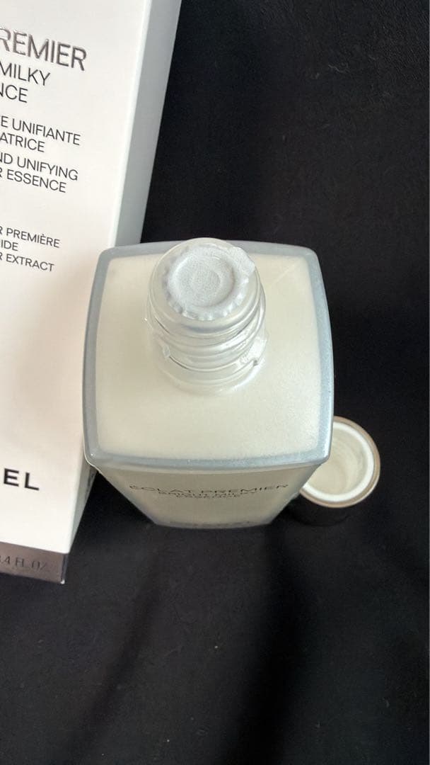 29日限定‼️シャネル⭐︎新品未使用⭐︎エクラプルミエブライトミルキーエッセンス