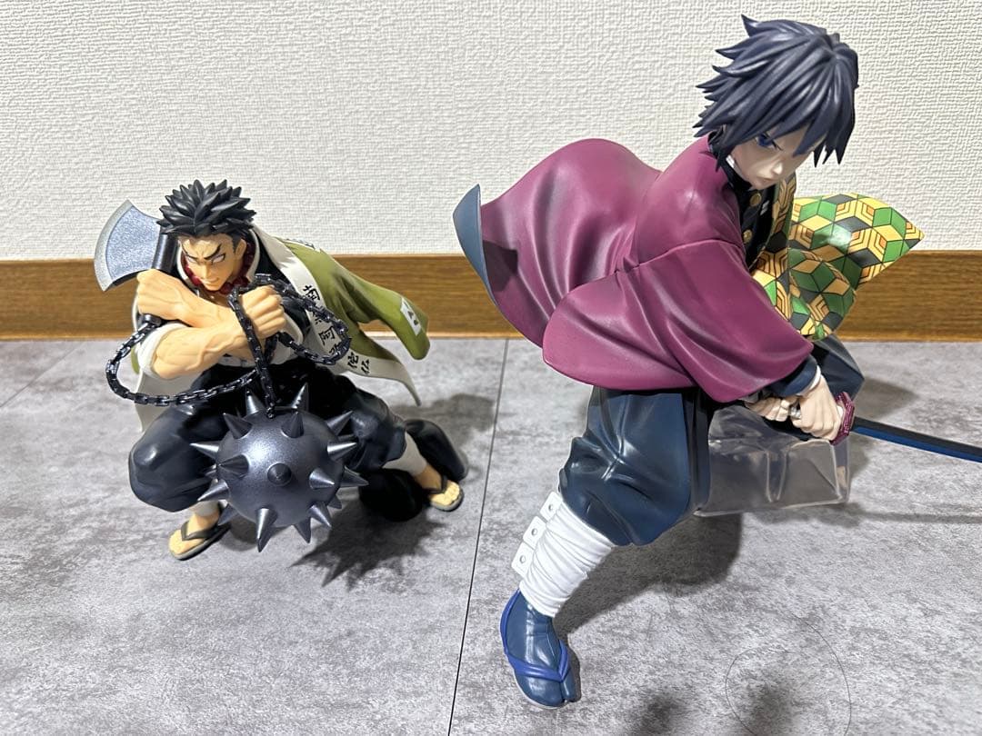 鬼滅の刃　一番くじ　冨岡義勇　プライズ悲鳴嶼行冥　フィギュア