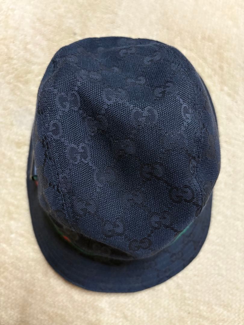 GUCCI ブラックバケットハット シェリーライン　GGパターン　Sサイズ