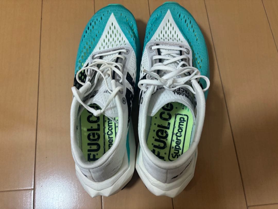 スパイク・シューズ Newbalance FuelCell SC Pacer V2