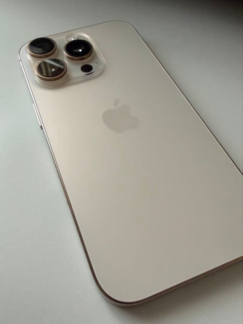 iPhone16Pro　デザートチタニウム　256GB　SIMフリー