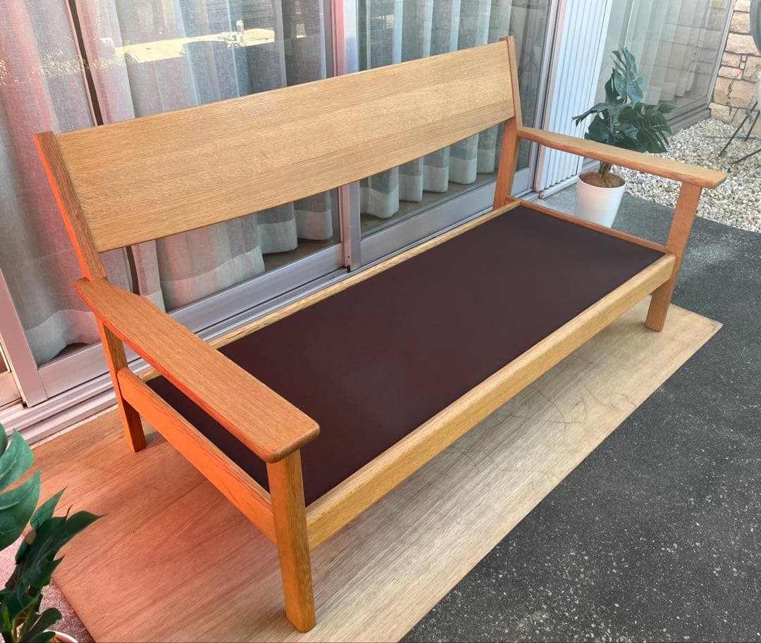 飛騨産業　チグサ　2人掛けソファ　キツツキ　26万　レッドオーク材 モダン　高級