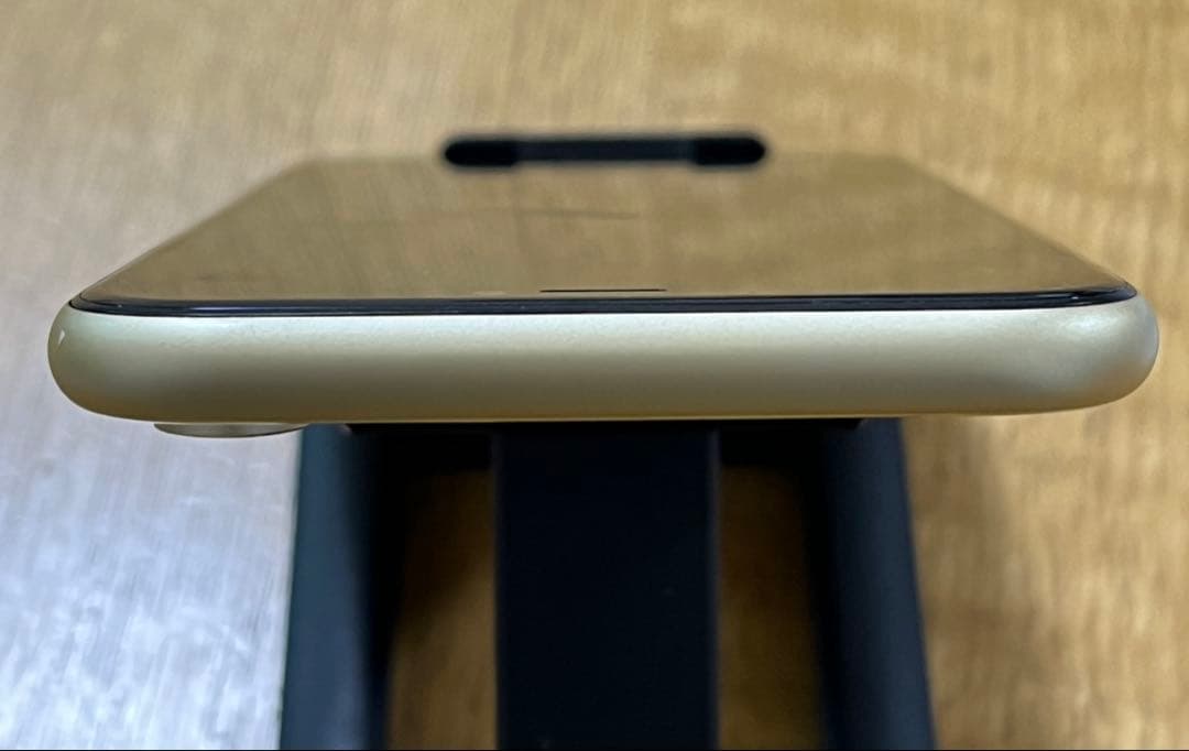 【美品】iPhone XR イエロー64GB 箱・付属品付き　国内販売品