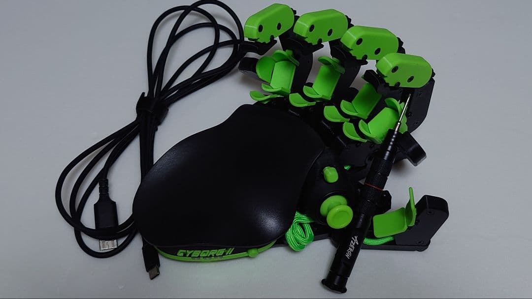 Azeron Cyborg II ゲーミングキーボード本体 グリーン