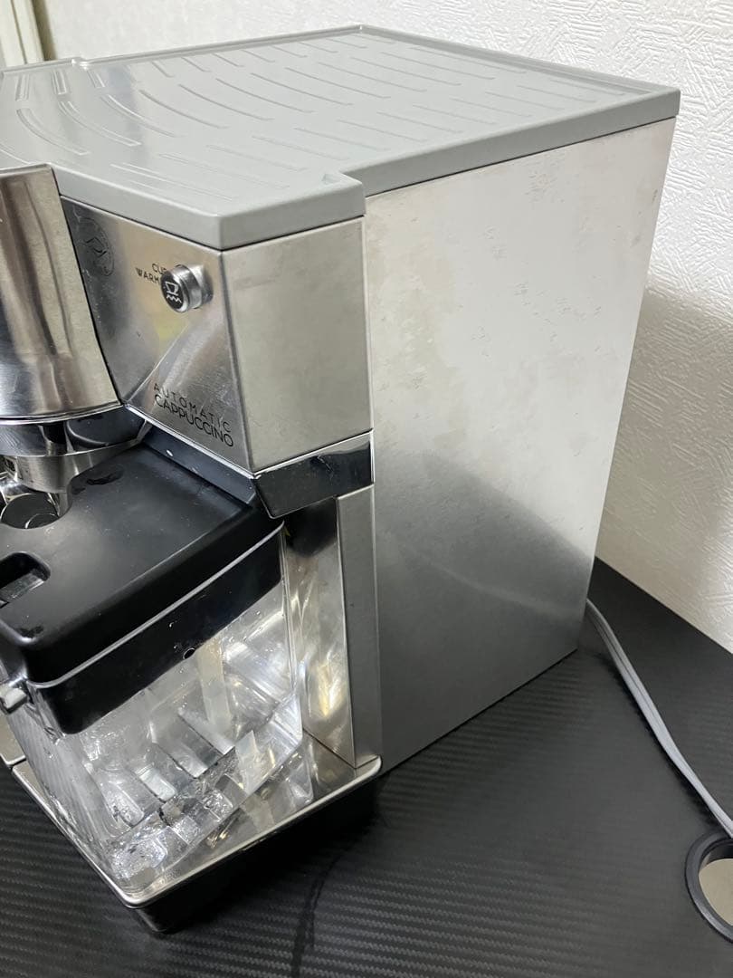 や*い様 De'Longhi エスプレッソマシン 自動カプチーノ機能EC860M