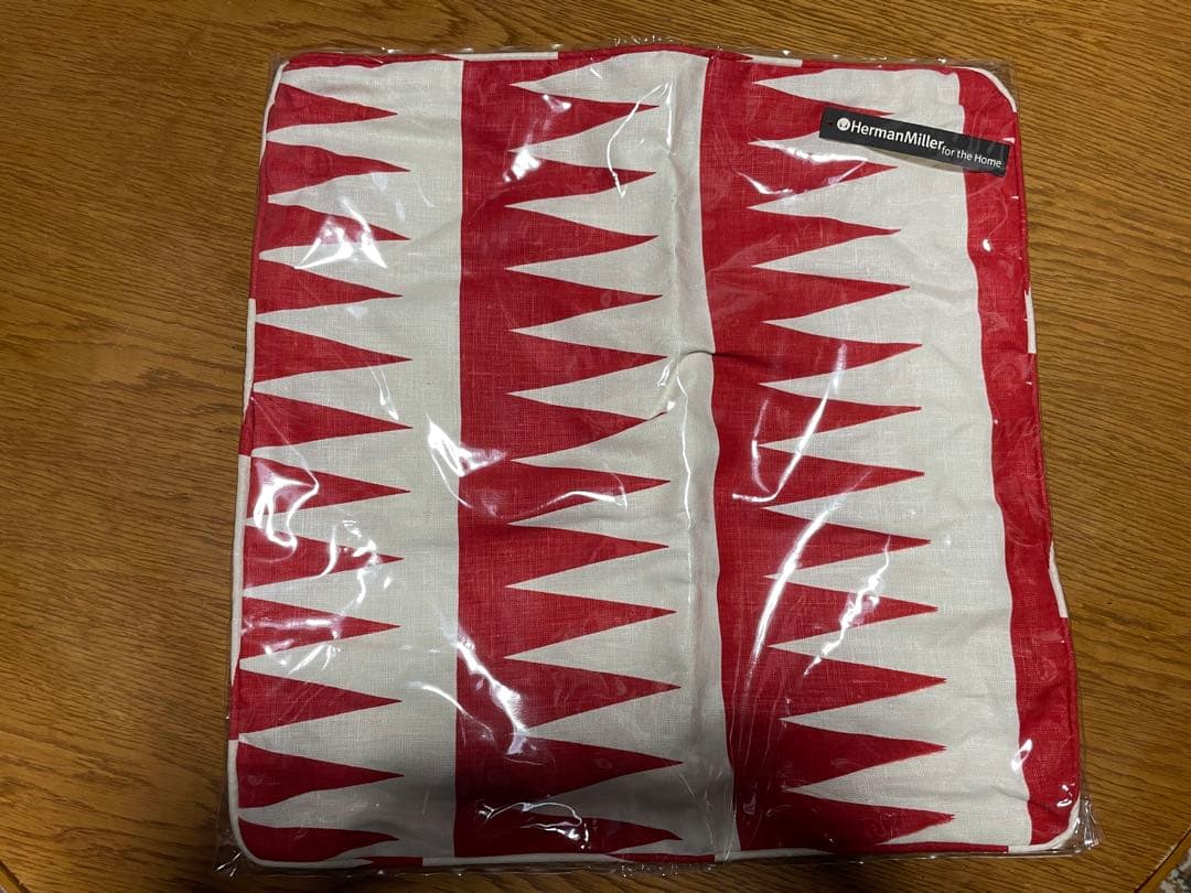 アレキサンダージラード　クッションカバー　ハーマンミラー　デットストック
