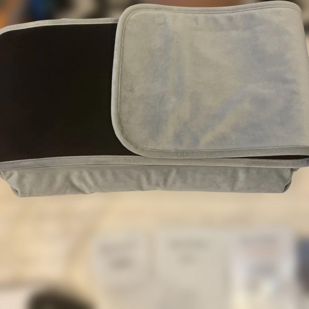 P*ん様 保証書付き！SIXPAD。余り出回らないエクササイズ！巻ける所なら何処