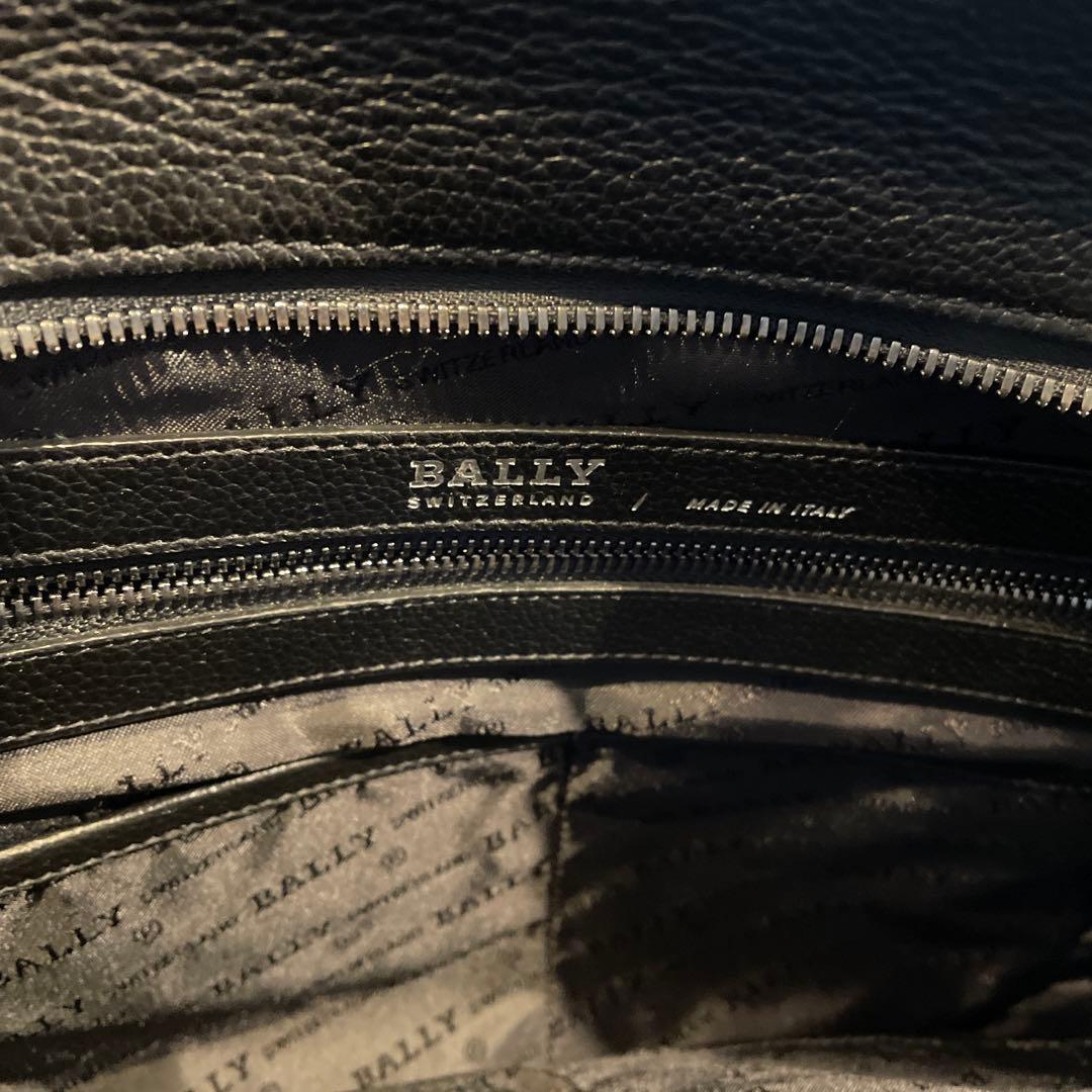 BALLY ビジネスバッグ ブラック レザー