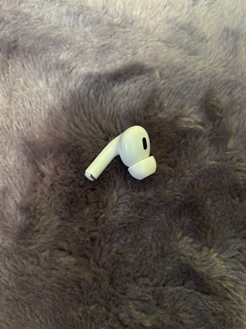 AirPods 本体 ホワイト 充電ケース付き 左耳のみ