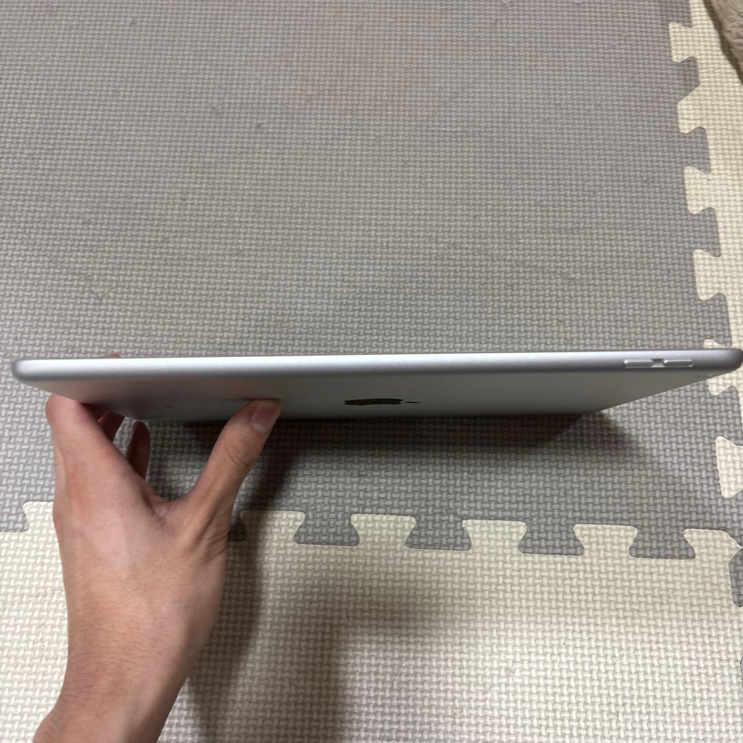 iPad 第9世代 シルバー バッテリー最大容量 94% こまさん様限定
