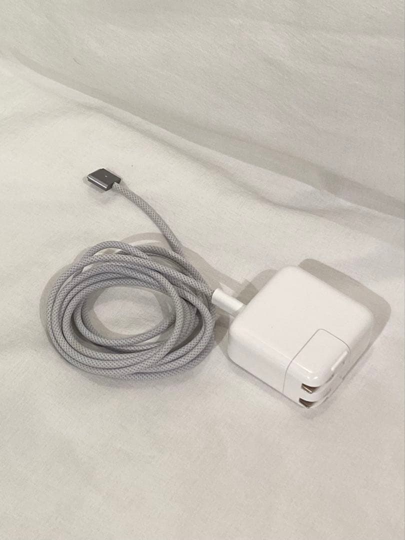 アップルケア付きM2チップ搭載MacBook Air スペースグレイ256GB