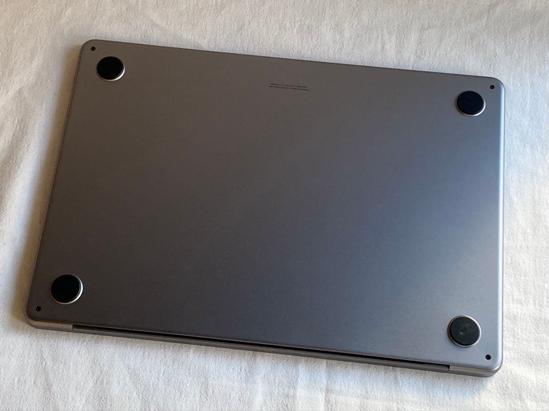 アップルケア付きM2チップ搭載MacBook Air スペースグレイ256GB