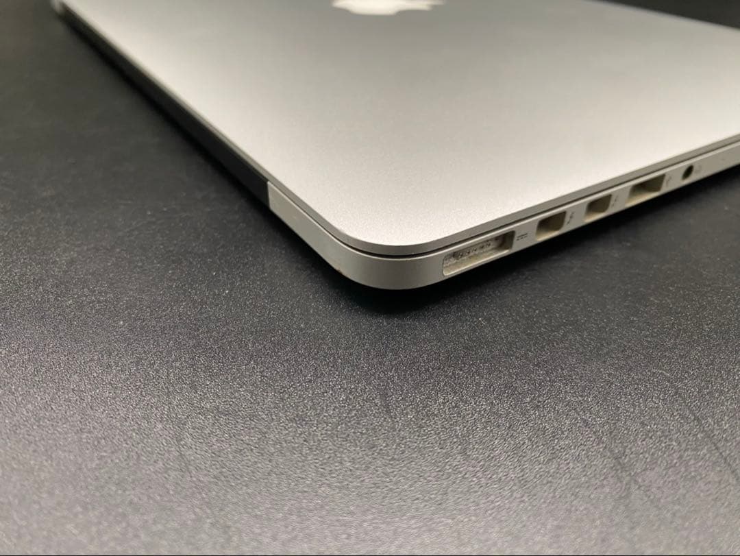 ★Apple MacBook Pro A1502 充放電回数1342