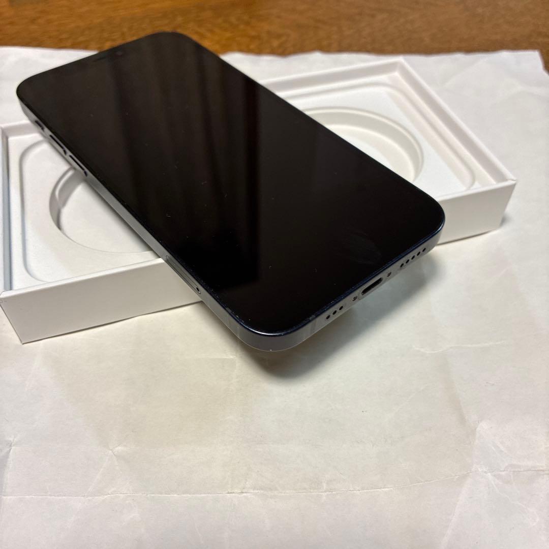 iPhone 12 64 GB黒色￼