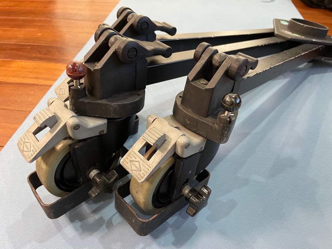 Vinten 三脚 ドリー