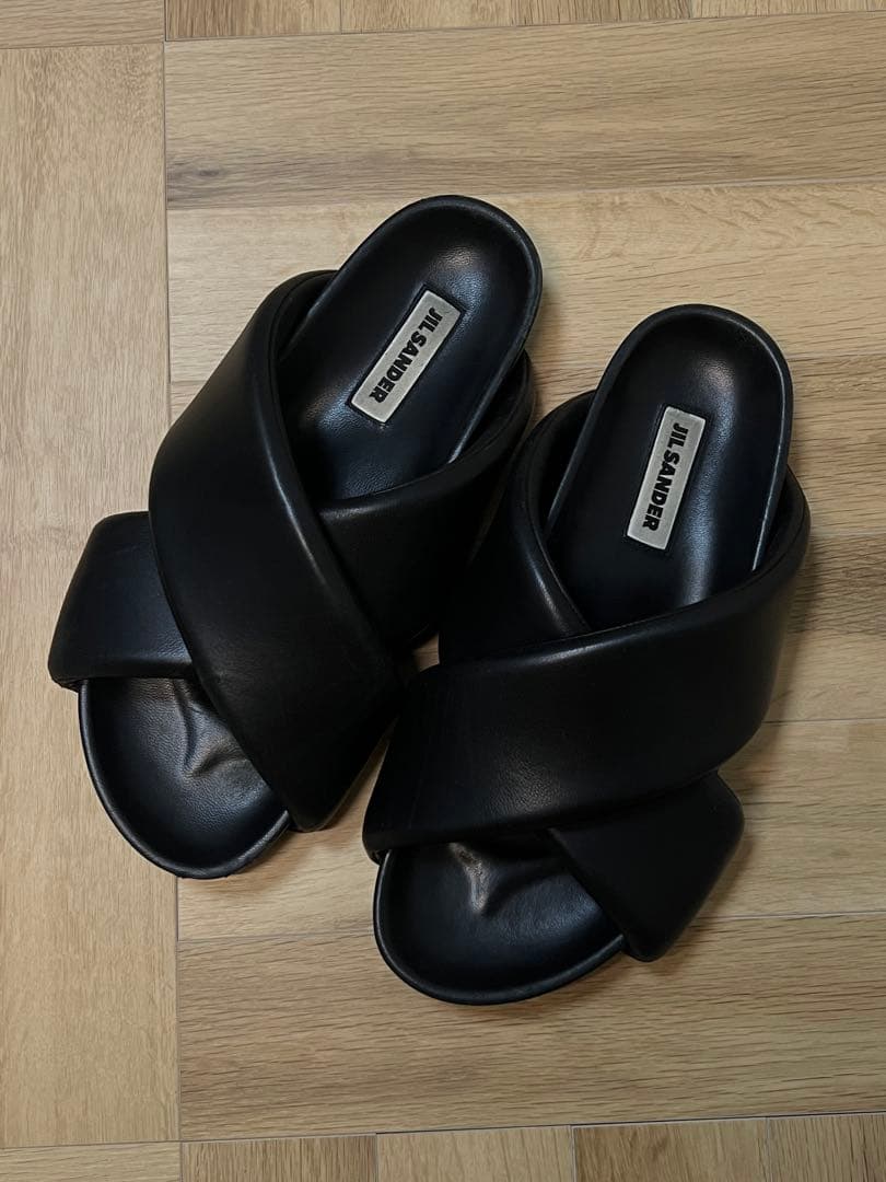 JIL SANDER ブラックレザーサンダル