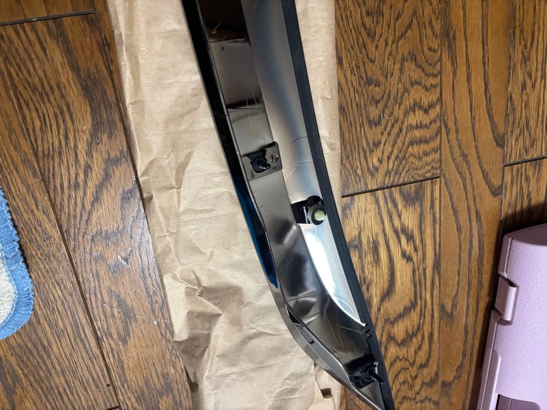 60ハリアー前期フードガーニッシュメッキ