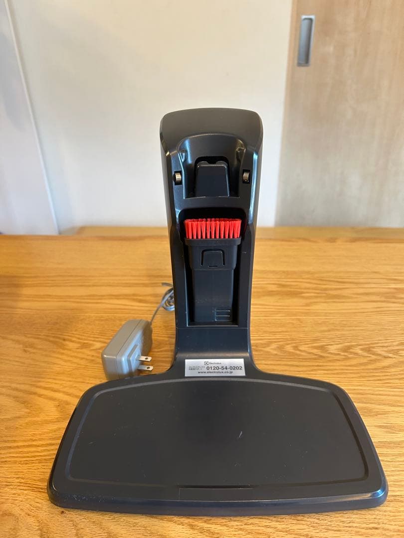 Electroluxエルゴラピードパワープロコードレス掃除機ZB3414AK