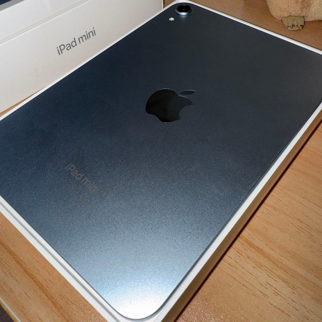 iPadmini7 A17Pro WiFiモデル 128GB ブルー カバー付き
