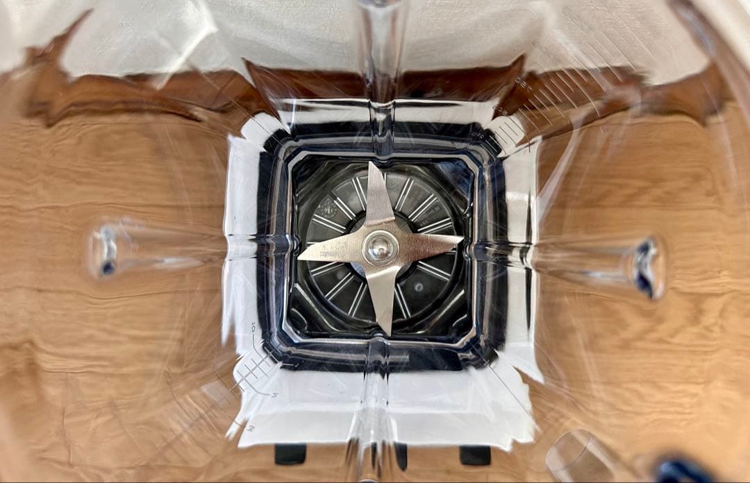 Vitamix E310 ホワイト 900W ブレンダー 美品 消毒済み