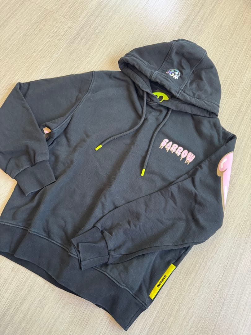 BARROW パーカー