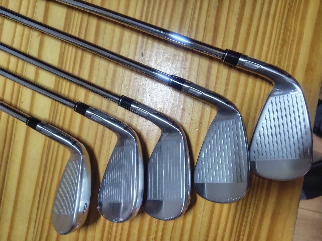 ★未使用箱入り★テーラーメイド ステルスアイアンセット 6-9 P 5本