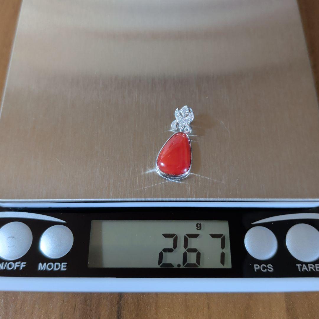ペンダントトップ　Pt900　珊瑚　ダイヤモンド計0.05ct　2.67g