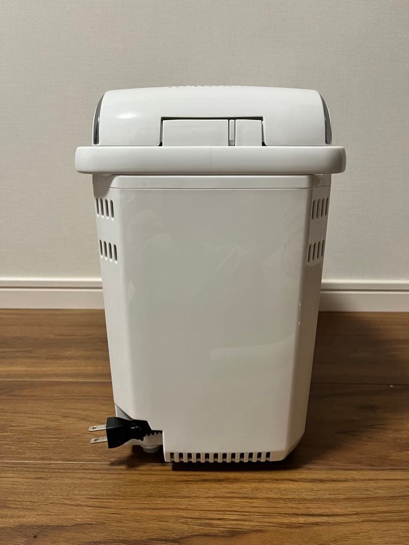 【美品】31日まで値下　象印　ホームベーカリー 自動投入　BB-ST10-WA