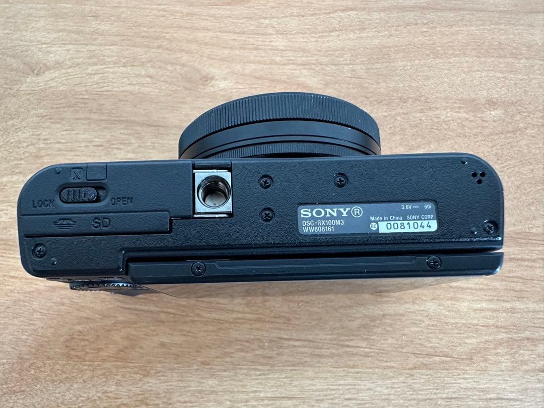 ほぼ未使用　Cyber-shot DSC-RX100M3