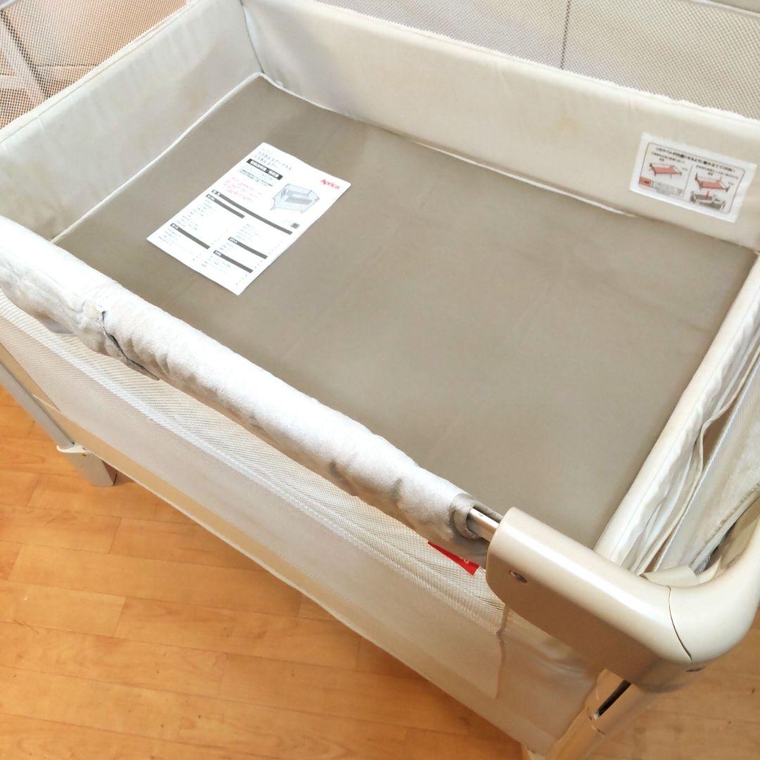 (美品 )ココネルエアー　プラスAB ホワイトベージュ Aprica アップリカ