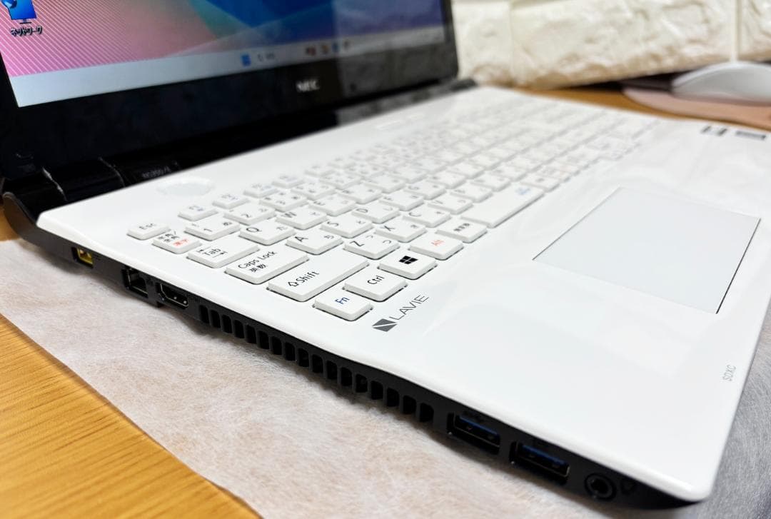 NEC ノートパソコン 15.6型 8GB SSD256GB Office