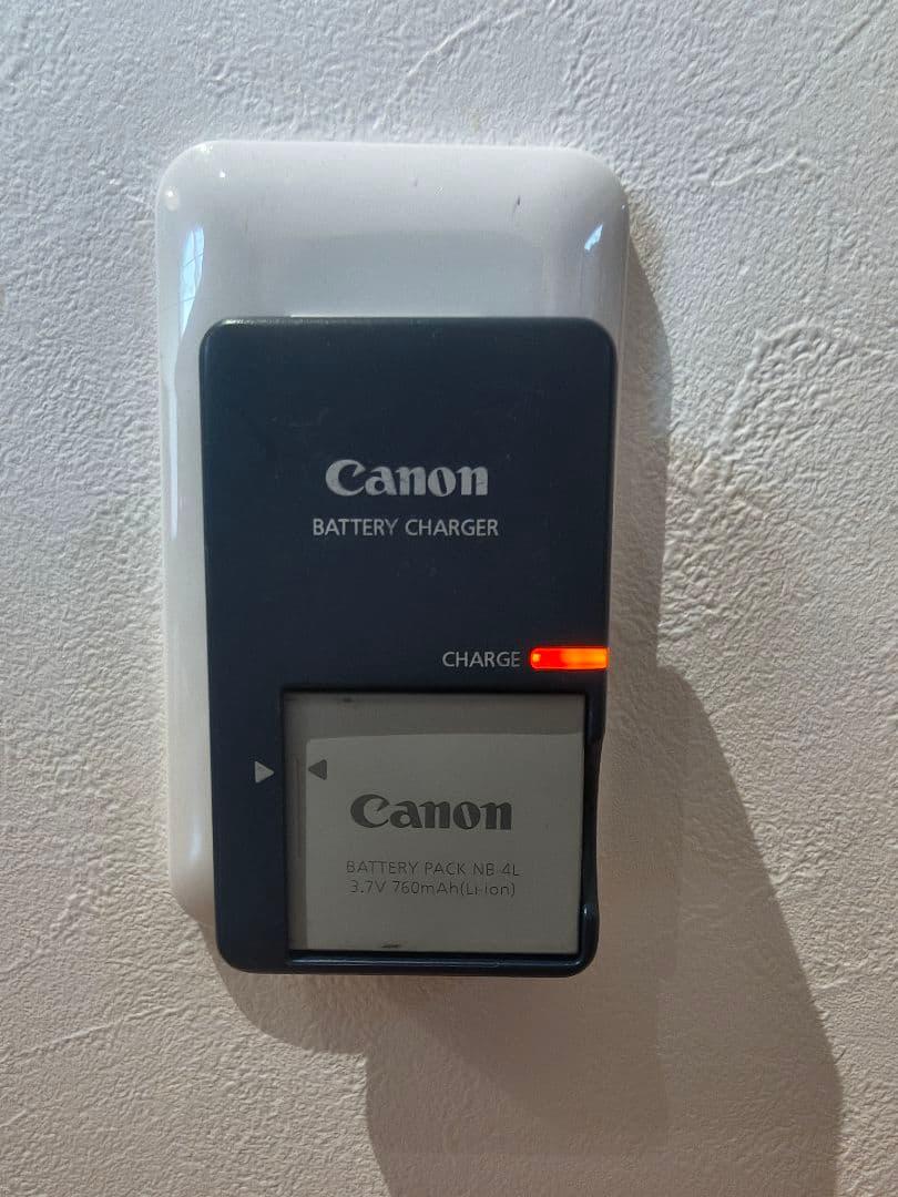 Canon デジカメ DIGITAL IXUS 100 IS（ブラック）充電器