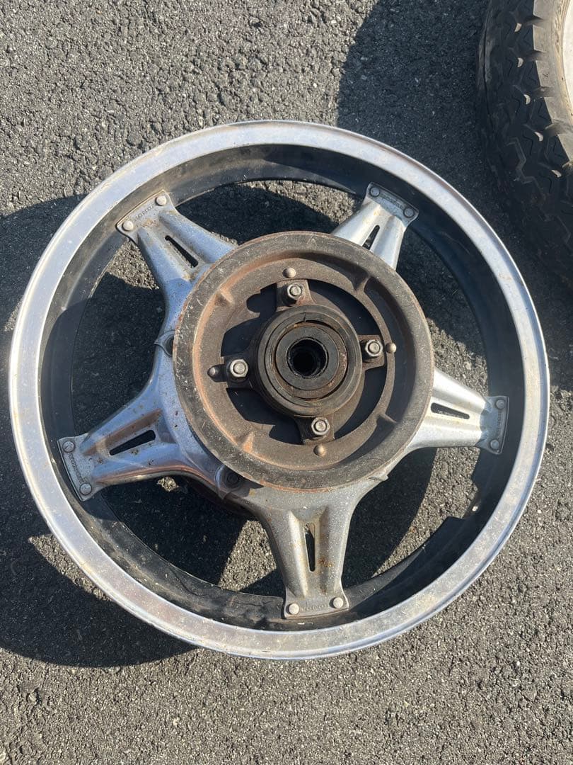 ホーク3 トリプルディスク　リアホイール