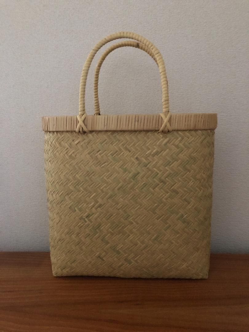 最終値下げ！新品♪　鳥越竹細工　おしゃれバッグ　手提げかご