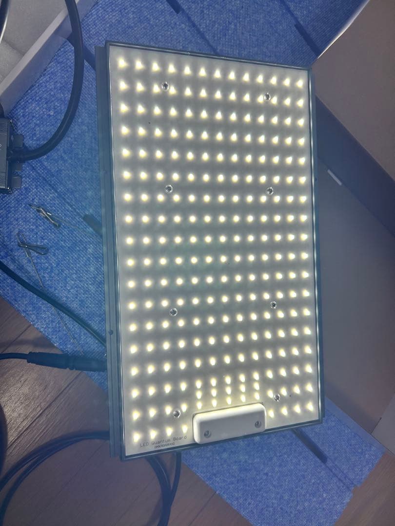 蛍光灯・電球 Helios Green LED PRO HGP-101