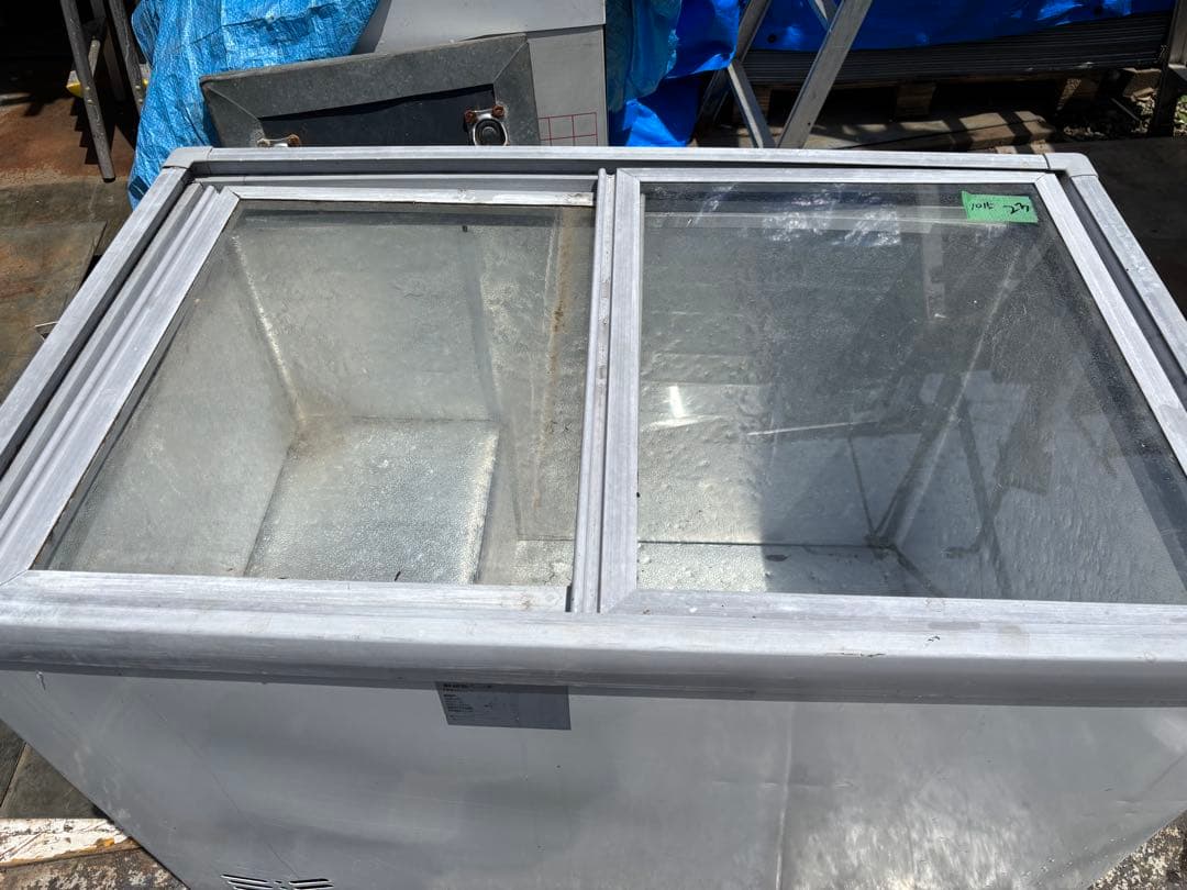 冷凍庫 ガラス蓋付き