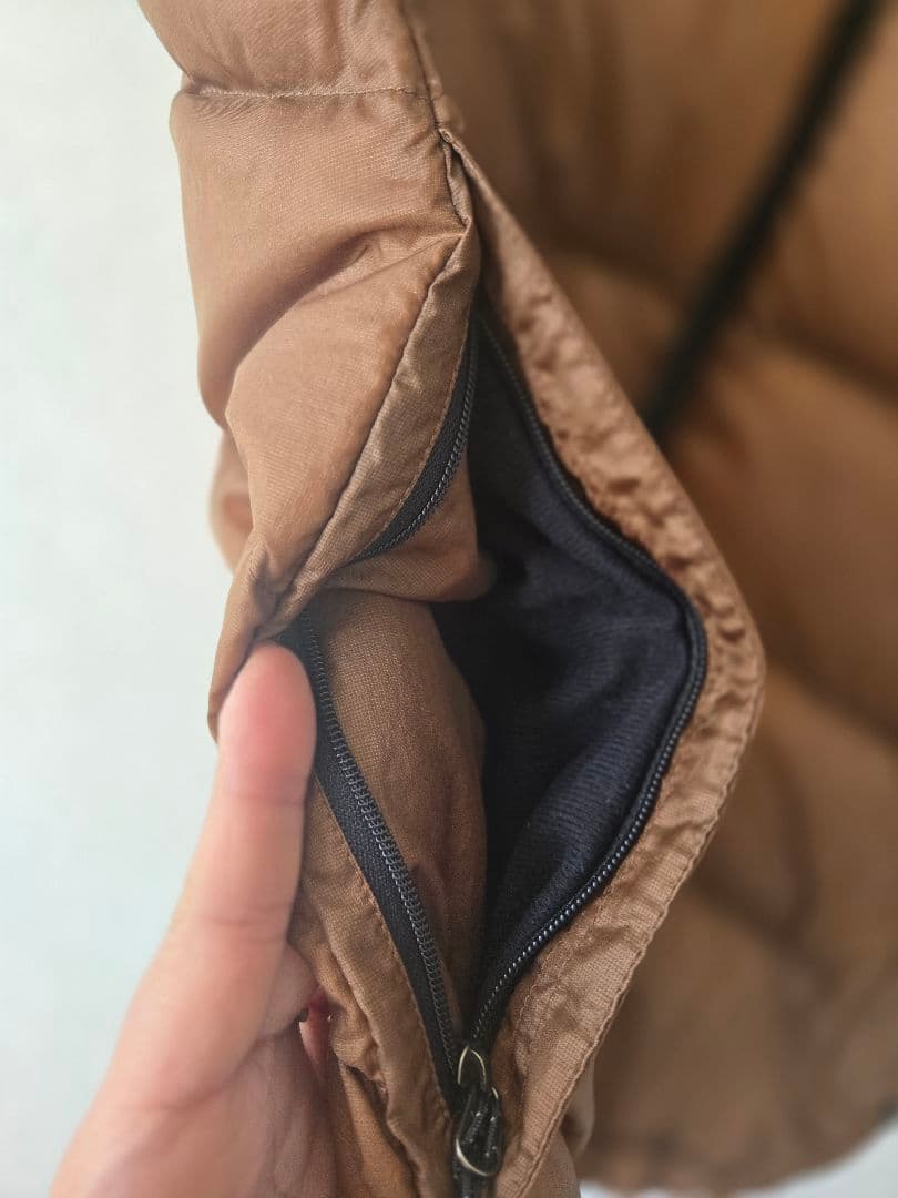 美品　大人気　ノースフェイス　アコンカグアダウンベスト　メンズS