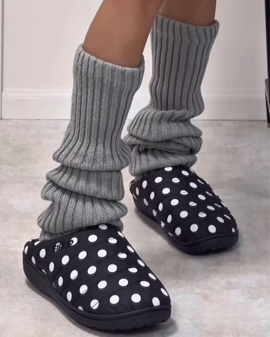 【最終値下げ】SUBU スブ ドット 冬 サンダル スリッパ 22~23.5cm
